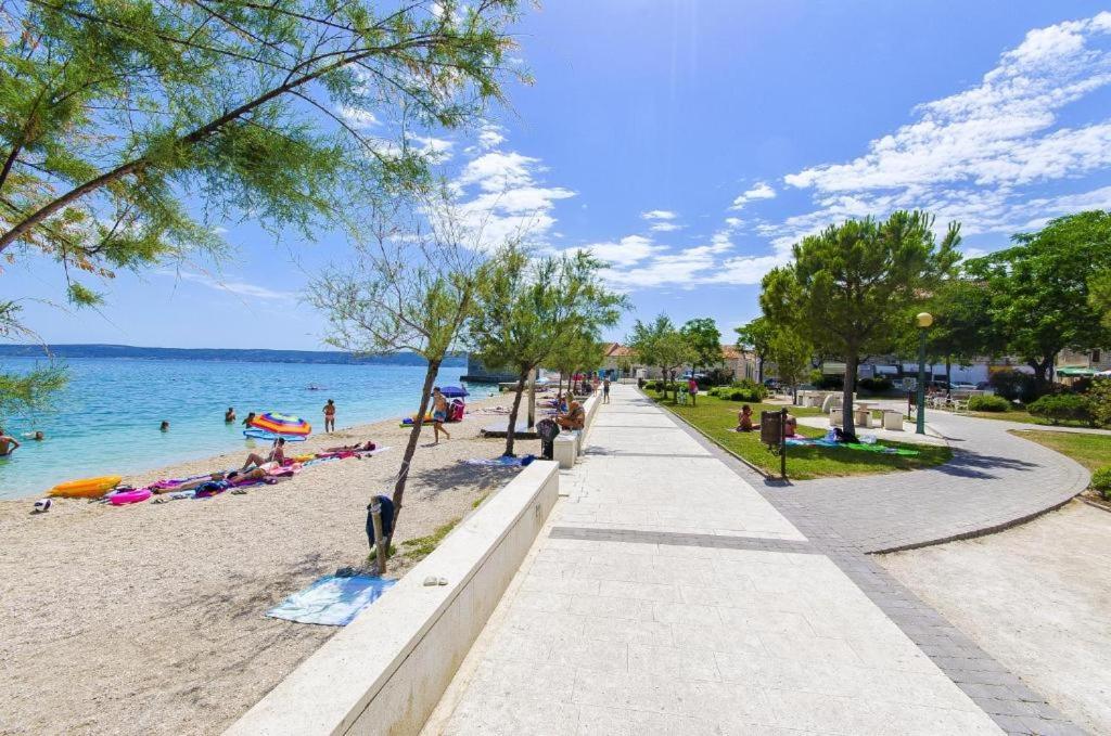 Apartment Bambino Kaštela Екстериор снимка