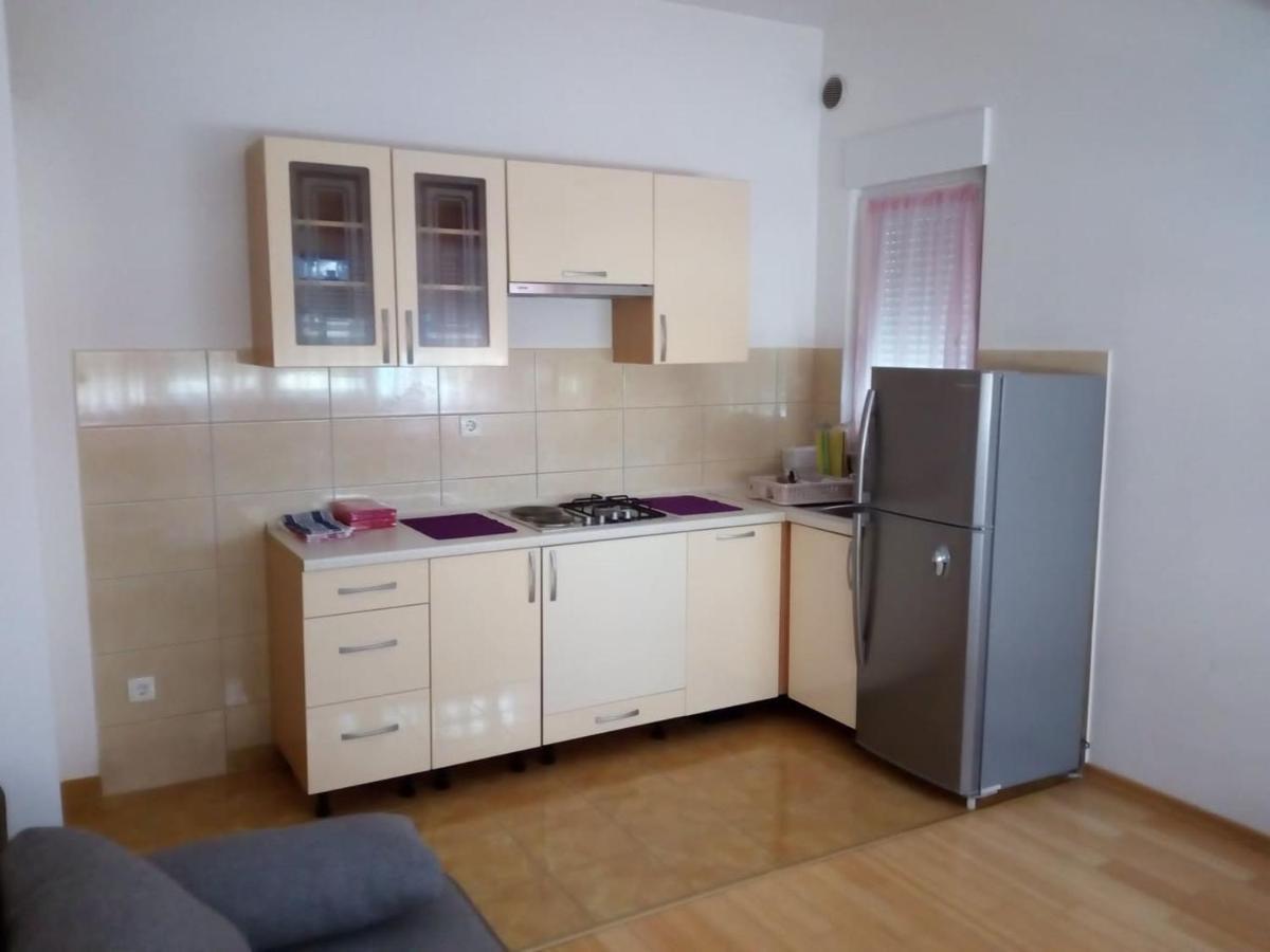 Apartment Bambino Kaštela Екстериор снимка